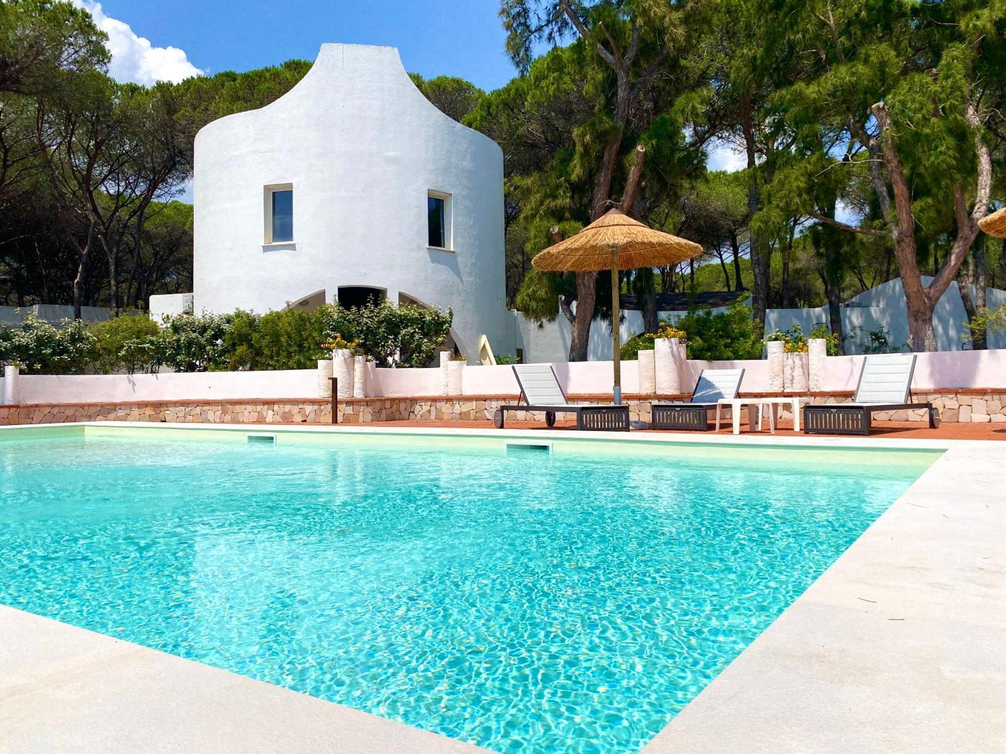Hotel Mare Pineta Santa Margherita di Pula Exterior photo