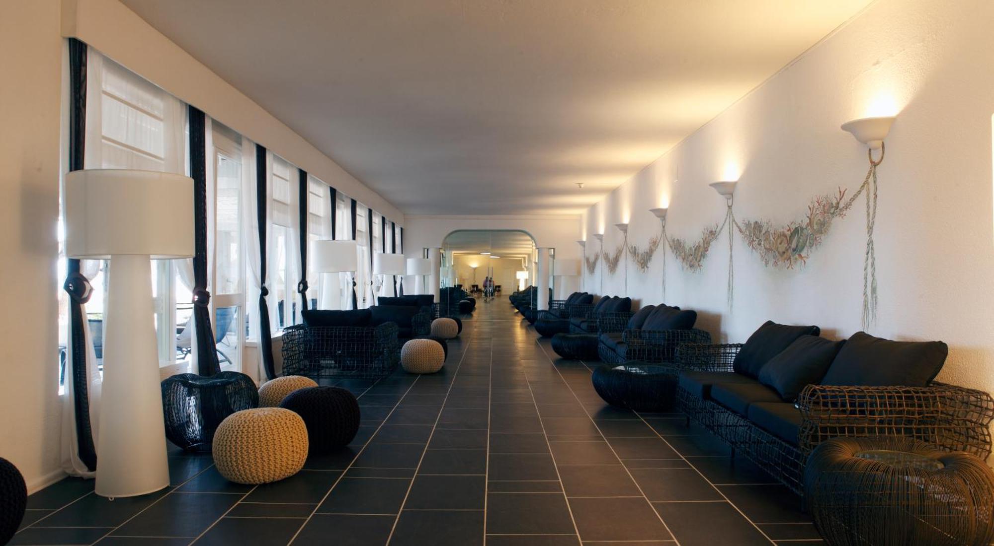 Hotel Mare Pineta Santa Margherita di Pula Exterior photo